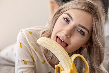 Выбрать актрису/актера